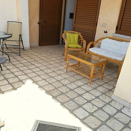 Case Vacanza Rosa Porto San Paolo  Extérieur photo