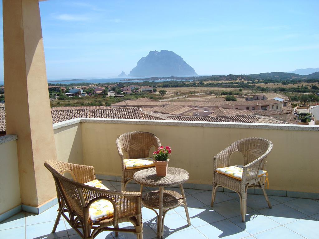Case Vacanza Rosa Porto San Paolo  Extérieur photo