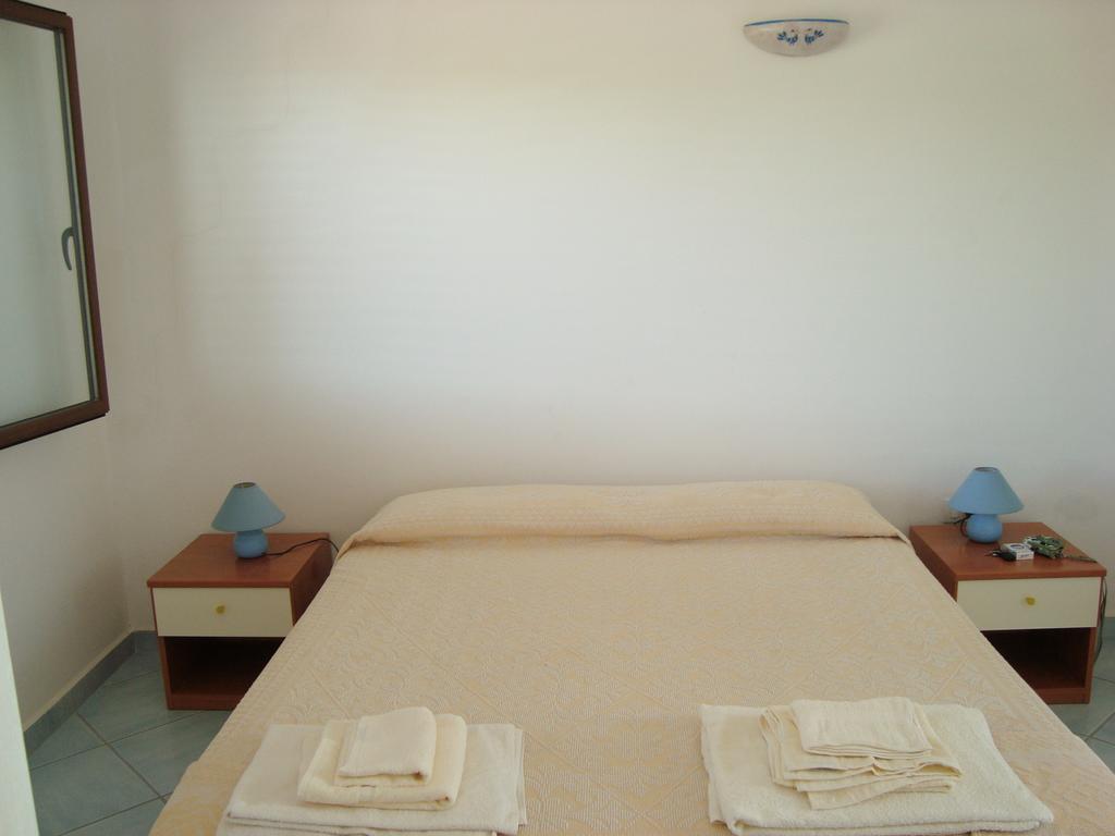 Case Vacanza Rosa Porto San Paolo  Extérieur photo