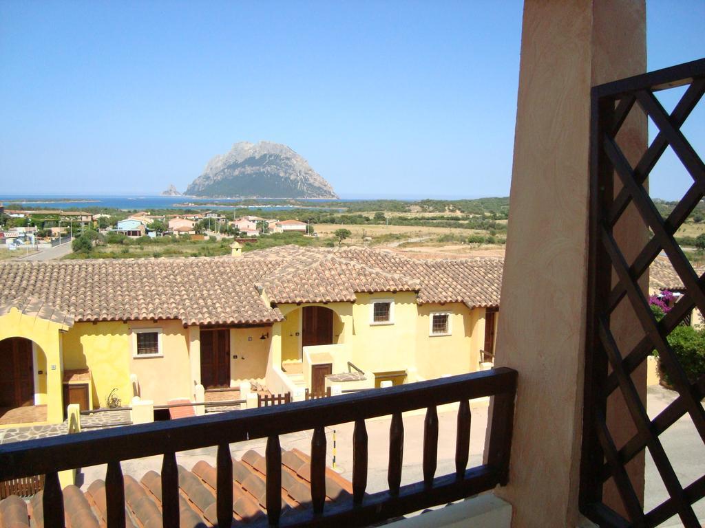 Case Vacanza Rosa Porto San Paolo  Extérieur photo