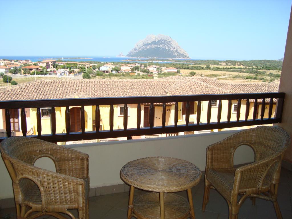 Case Vacanza Rosa Porto San Paolo  Extérieur photo