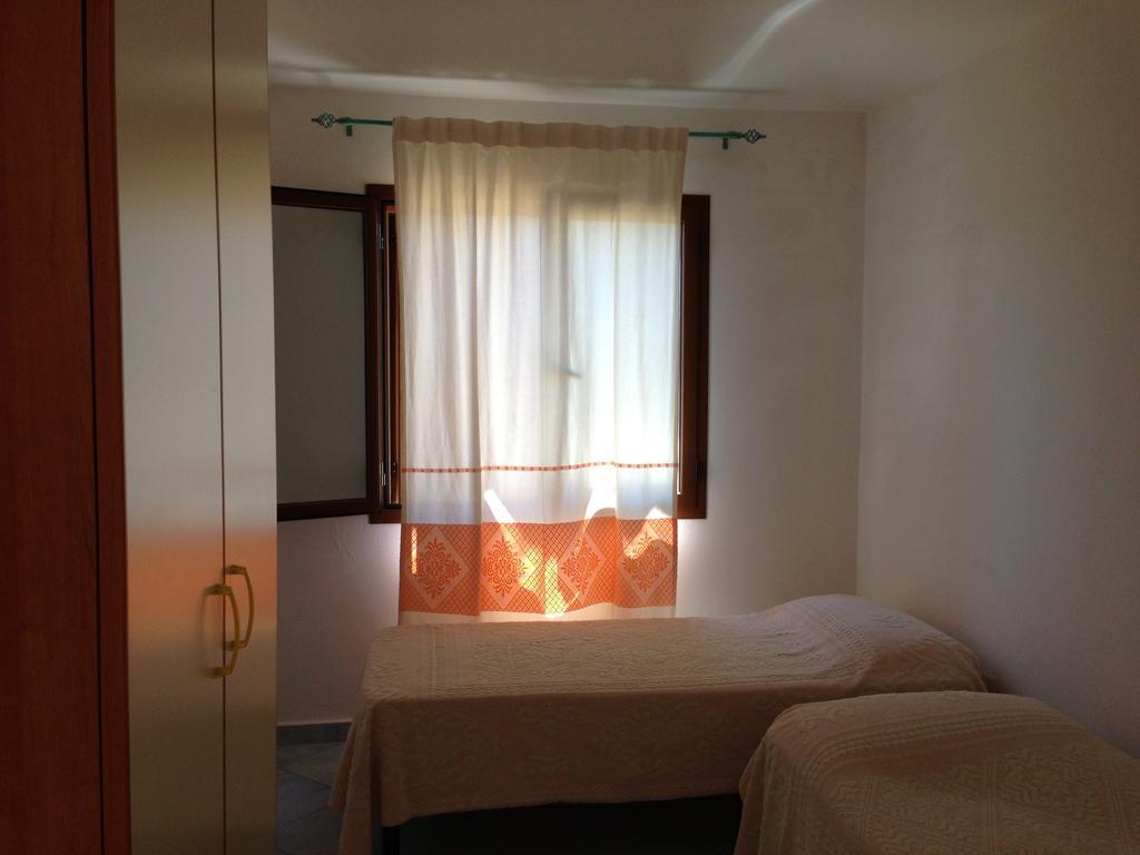 Case Vacanza Rosa Porto San Paolo  Chambre photo