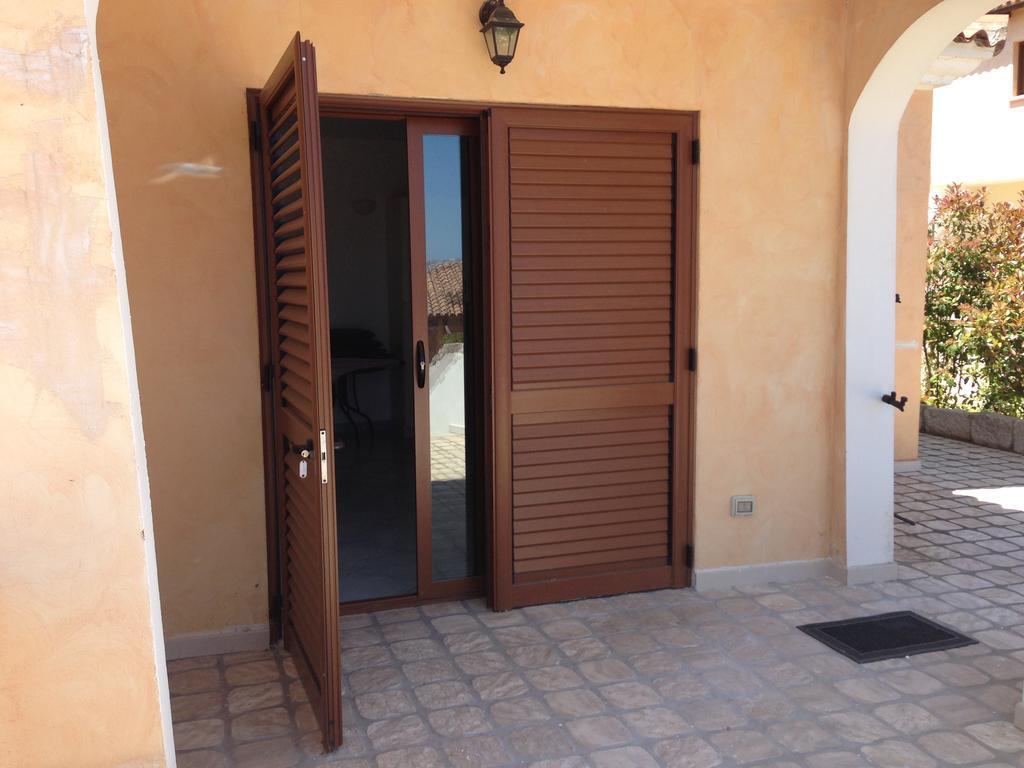 Case Vacanza Rosa Porto San Paolo  Extérieur photo