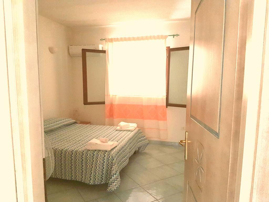 Case Vacanza Rosa Porto San Paolo  Extérieur photo
